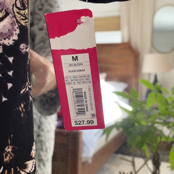 Dress - Picture 3 of 4